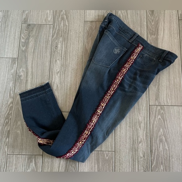 Laurie Felt ilky Sequin Stripe Ankle Skinny Jeans, Raw Hem—Size Med•••Burgundy - Picture 6 of 16